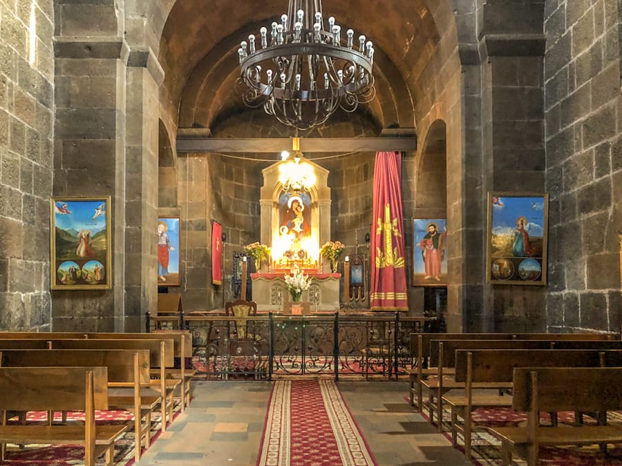 etchmiadzin cathedral interior