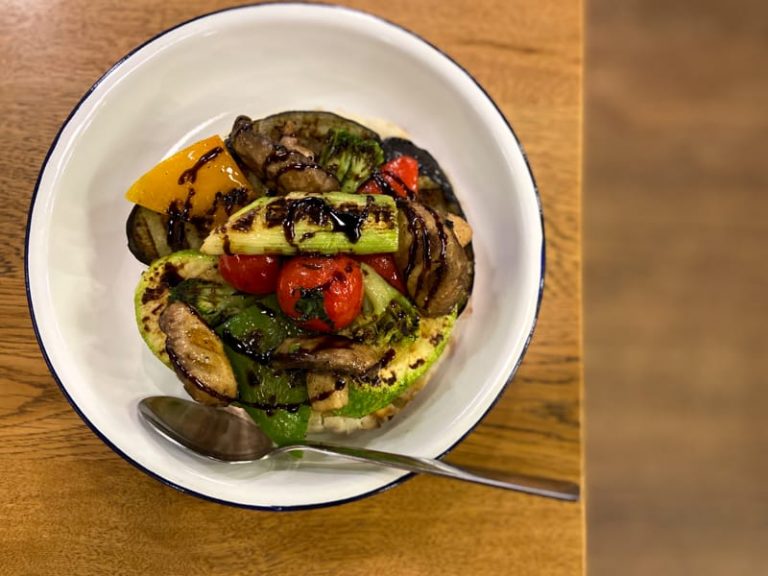 11 Delicious Vegan & Vegetarian Restaurants in Yerevan