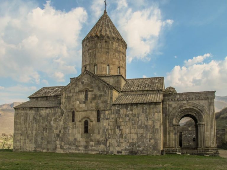 How To Easily Get From Yerevan To Tatev Monastery (4 Options)