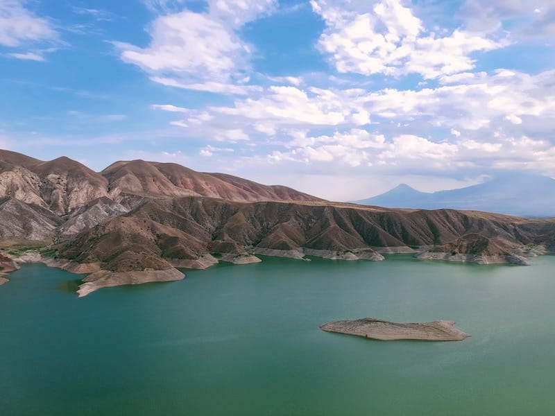 Azat Reservoir: Quick Travel Guide to an Unassuming Place