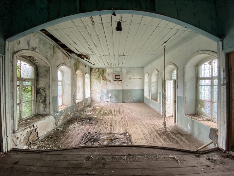 Shrvenants School: An Illuminative Walk through its Abandoned Halls