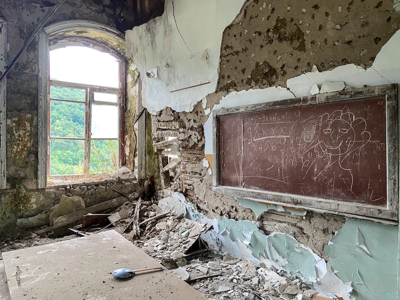 Shrvenants School: An Illuminative Walk through its Abandoned Halls