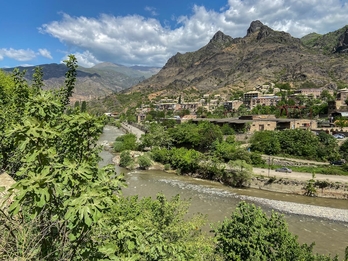 Best Debed Canyon viewpoints and photo spots